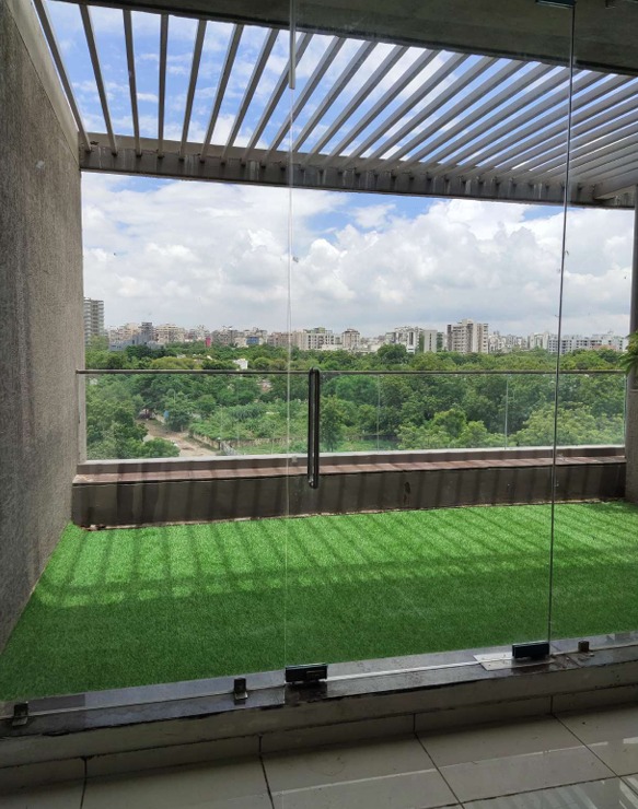 OFFICE 2830 Sq.FT Commercial Office for Sell in Off Sindhubhavan Road Ahmedabad - Media 2