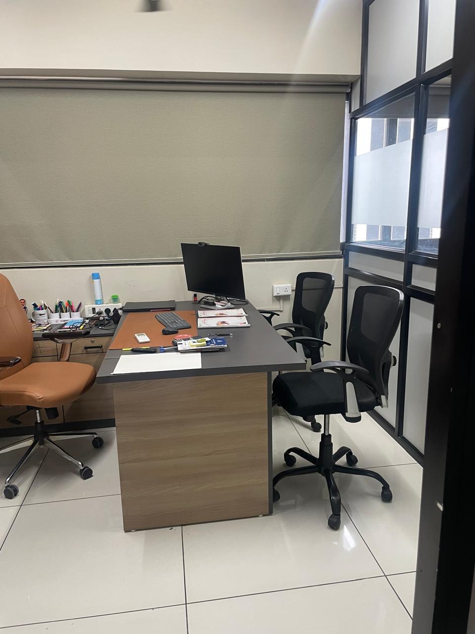 OFFICE 610 Sq.FT Commercial Office for Rent in Gota Ahmedabad - Media 3