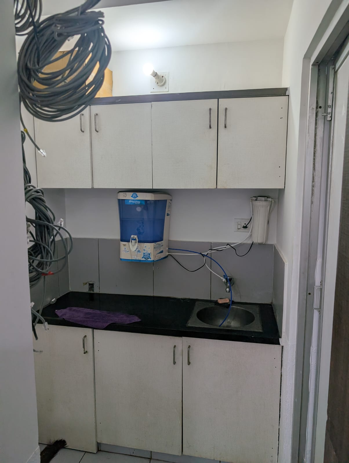 OFFICE 677 Sq.FT Commercial Office for Rent in Prahladnagar Ahmedabad - Media 4
