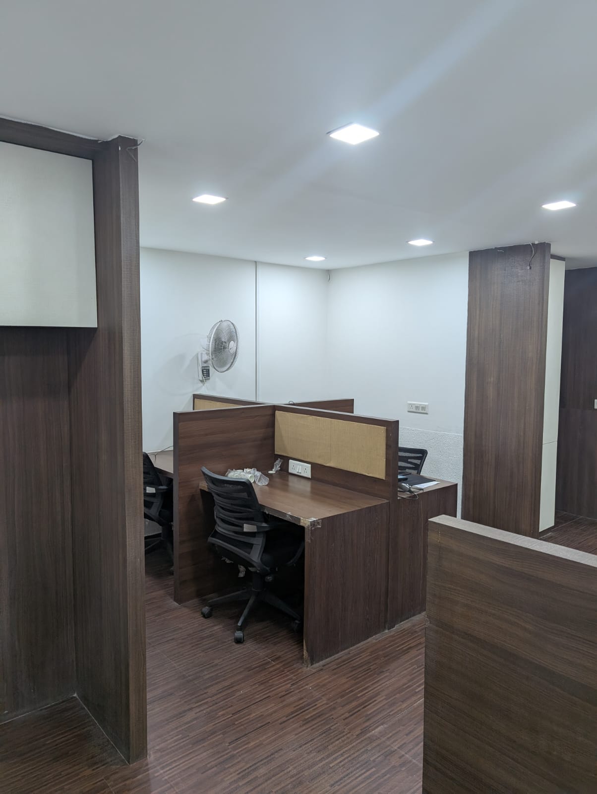 OFFICE 677 Sq.FT Commercial Office for Rent in Prahladnagar Ahmedabad - Media 6