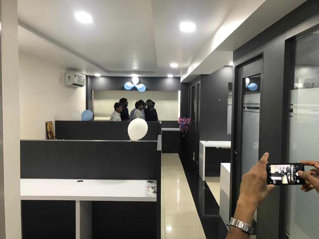 OFFICE 1168 Sq.FT Commercial Office for Rent in Science City Road Ahmedabad