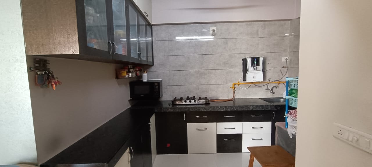 2 BHK 123 Sq.YRD Residential Flat for Sell in Vaishnodevi Circle Ahmedabad - Media 7