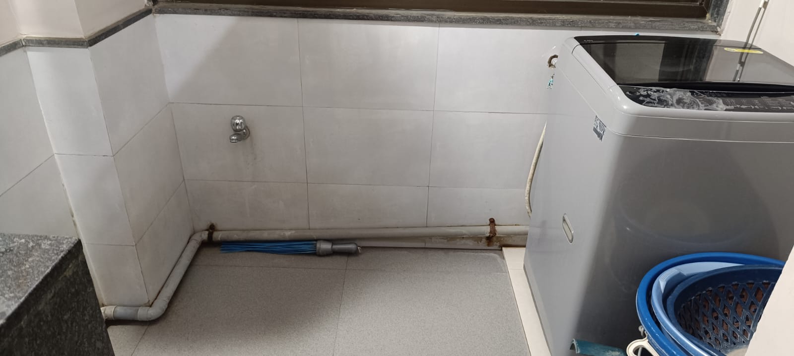 2 BHK 123 Sq.YRD Residential Flat for Sell in Vaishnodevi Circle Ahmedabad - Media 10