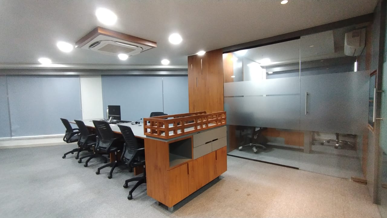OFFICE 2036 Sq.FT Commercial Office for Rent in Shyamal Ahmedabad - Media 3
