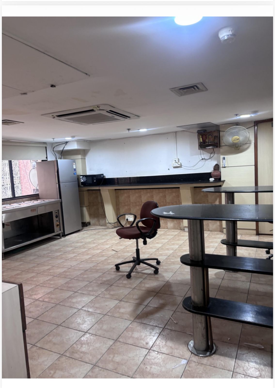OFFICE 6500 Sq.FT Commercial Office for Sell in Bodakdev Ahmedabad