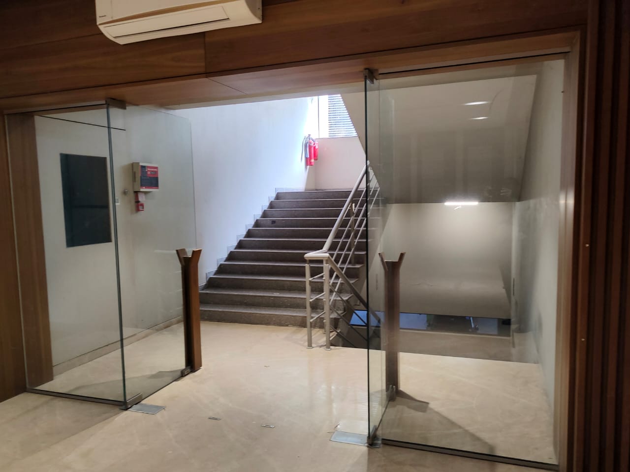 OFFICE 750 Sq.FT Commercial Office for Rent in Gota Ahmedabad - Media 3