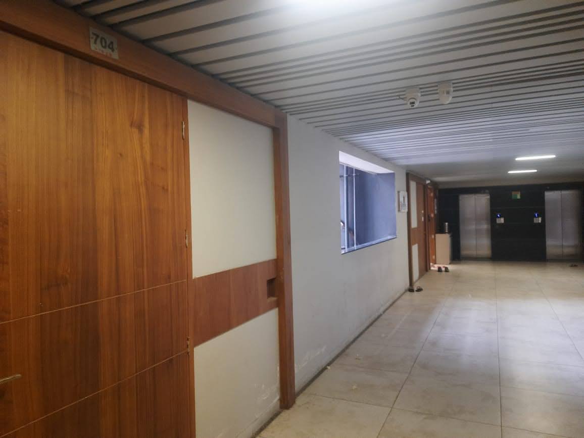 OFFICE 760 Sq.FT Commercial Office for Rent in Gota Ahmedabad - Media 4