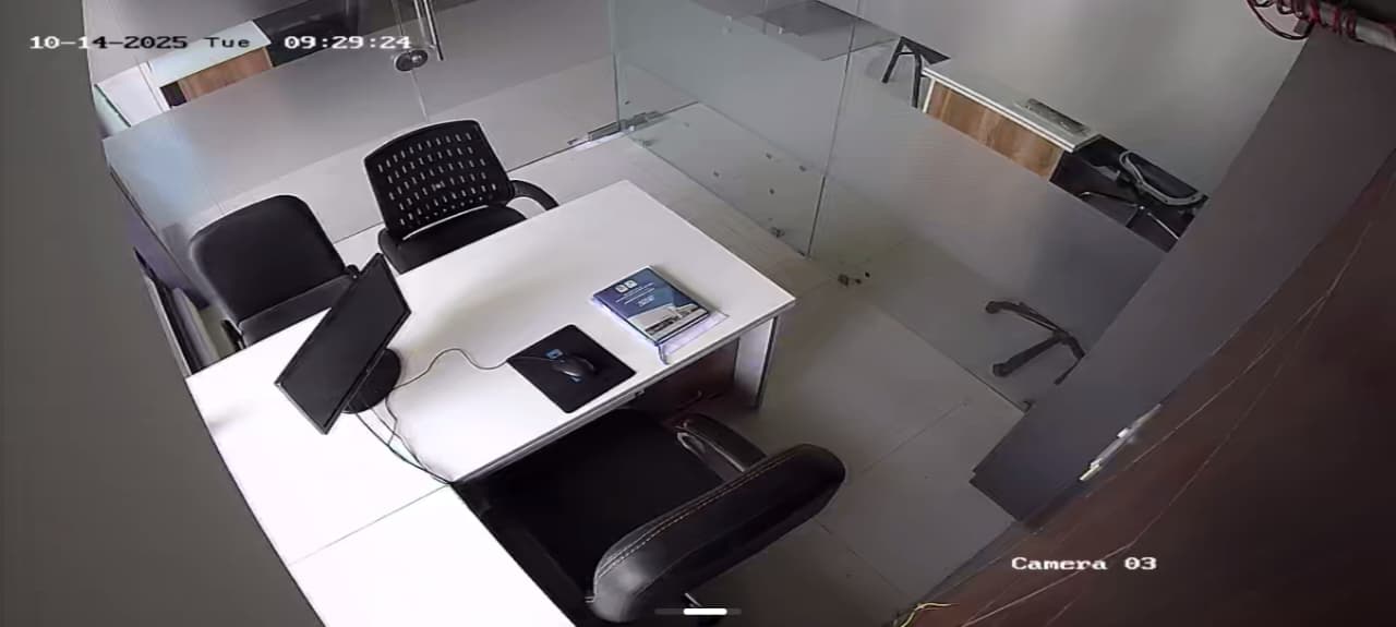 OFFICE 804 Sq.FT Commercial Office for Rent in Shivranjani Ahmedabad