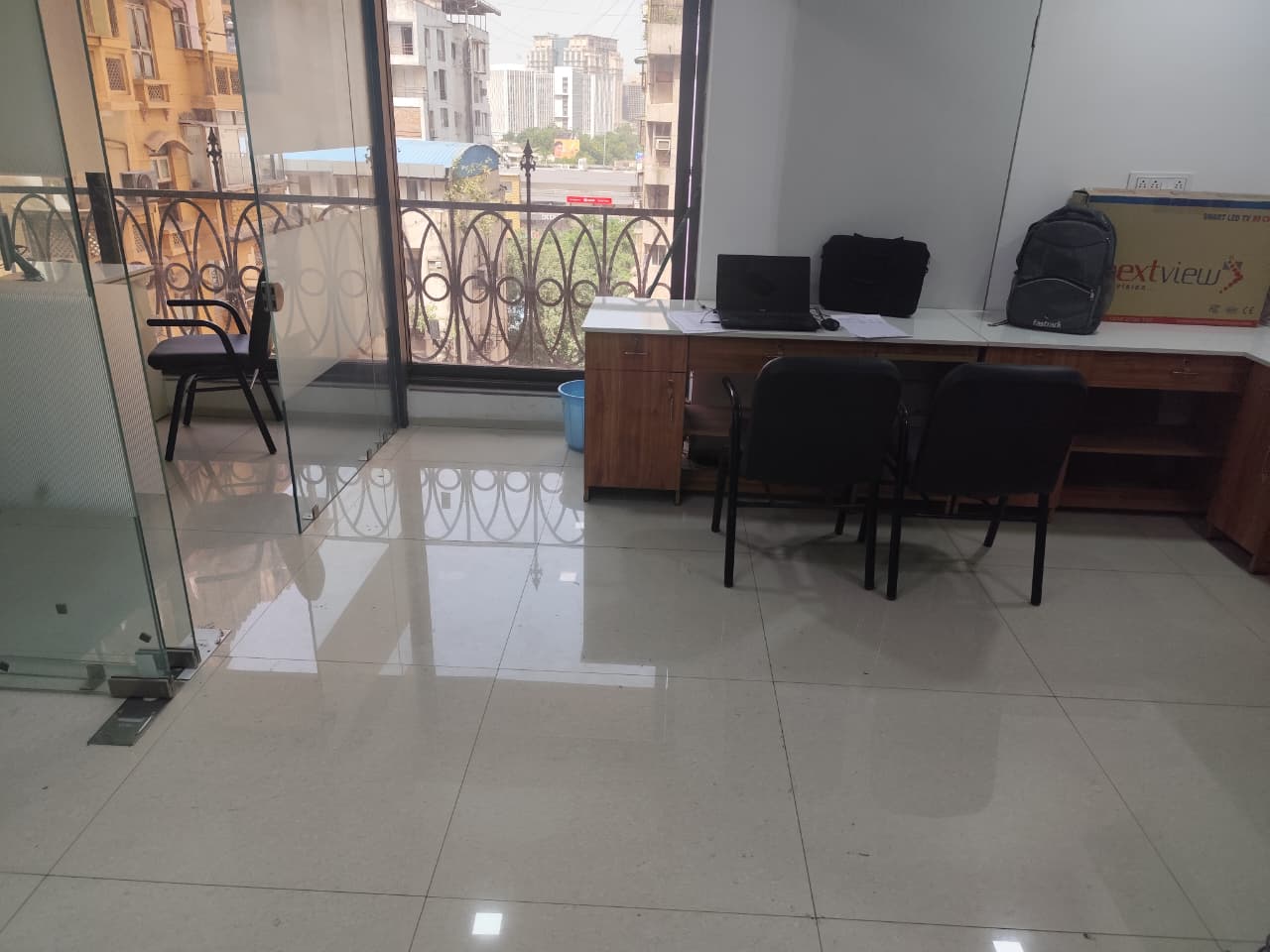 OFFICE 804 Sq.FT Commercial Office for Rent in Shivranjani Ahmedabad - Media 8