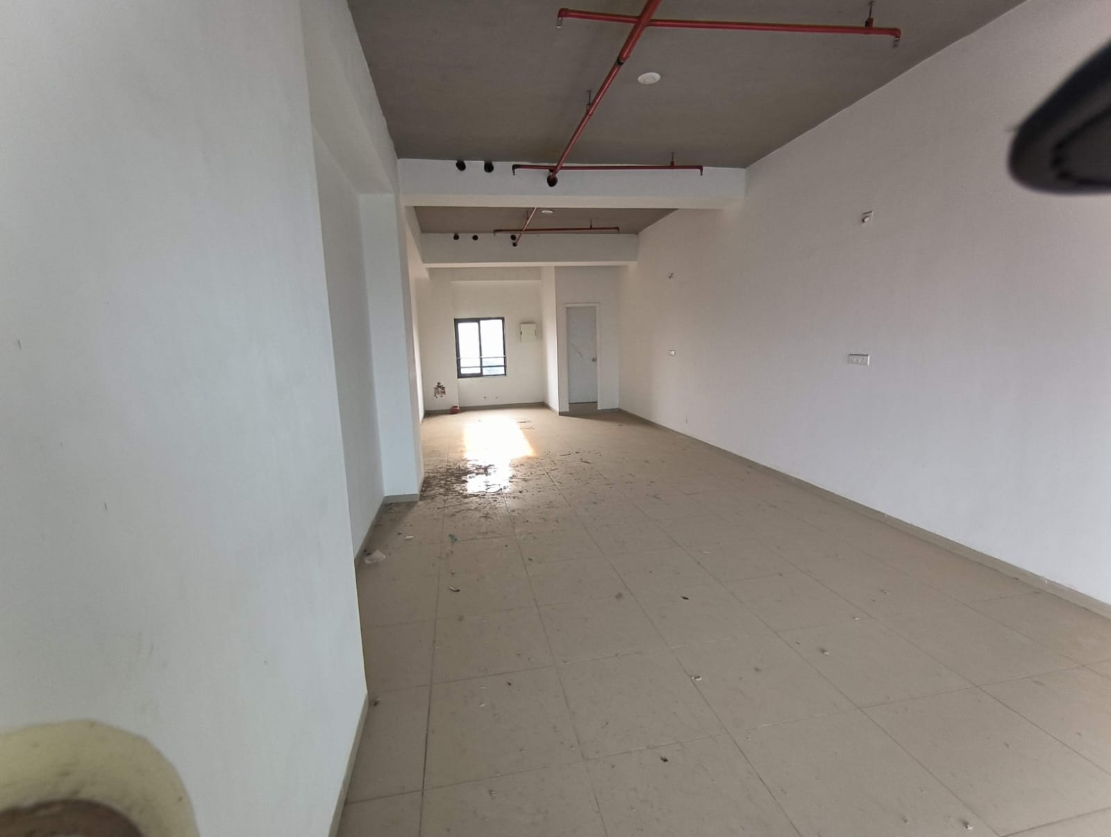 SECEND FLOOR 1165 Sq.FT Showroom Second Floor for Rent in Sp Ring Road Ahmedabad - Media 8