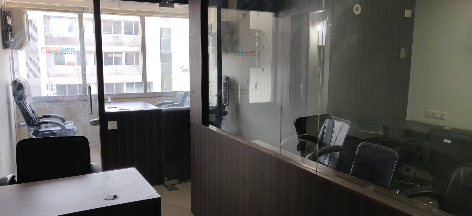 OFFICE 558 Sq.FT Commercial Office for Rent in Satellite Ahmedabad - Media 2