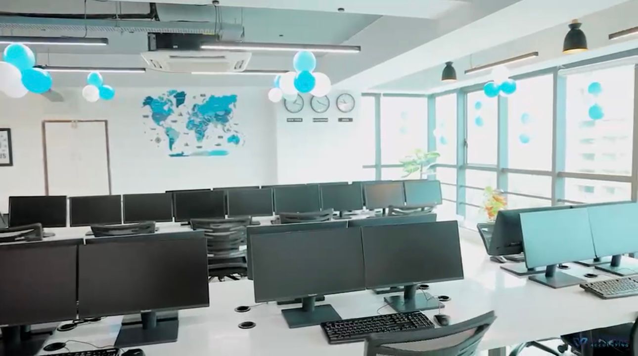 OFFICE 2372 Sq.FT Commercial Pre-leased for Sell in Thaltej Ahmedabad