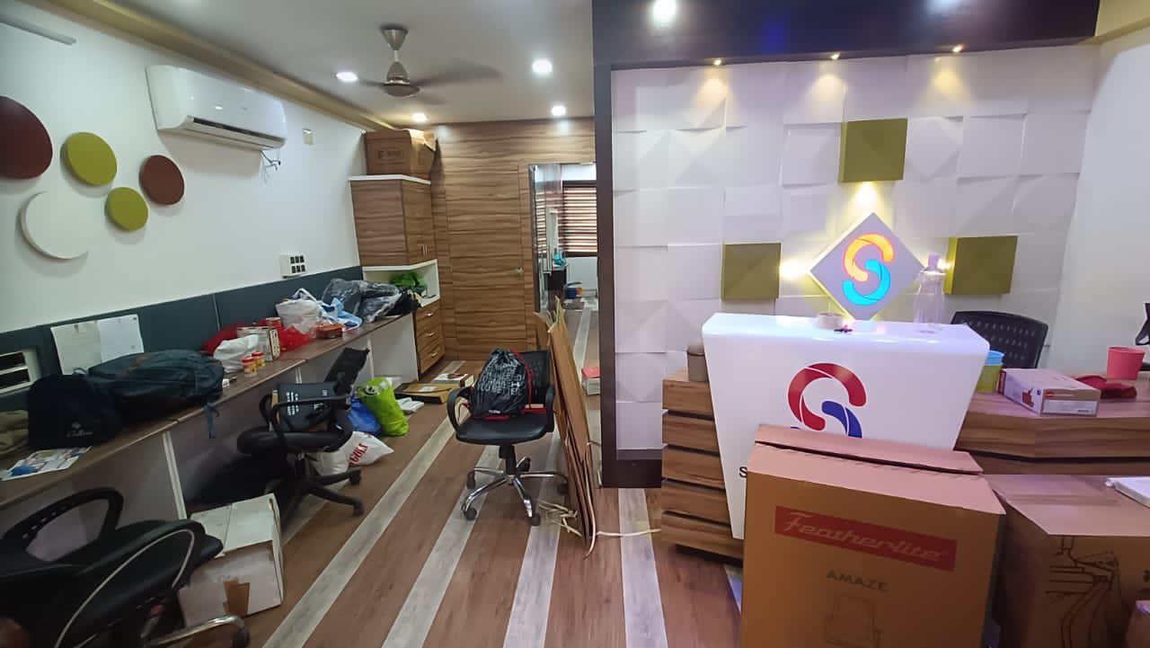 OFFICE 900 Sq.FT Commercial Office for Rent in Satellite Ahmedabad
