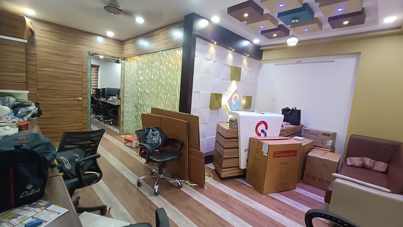 OFFICE 900 Sq.FT Commercial Office for Rent in Satellite Ahmedabad - Media 3