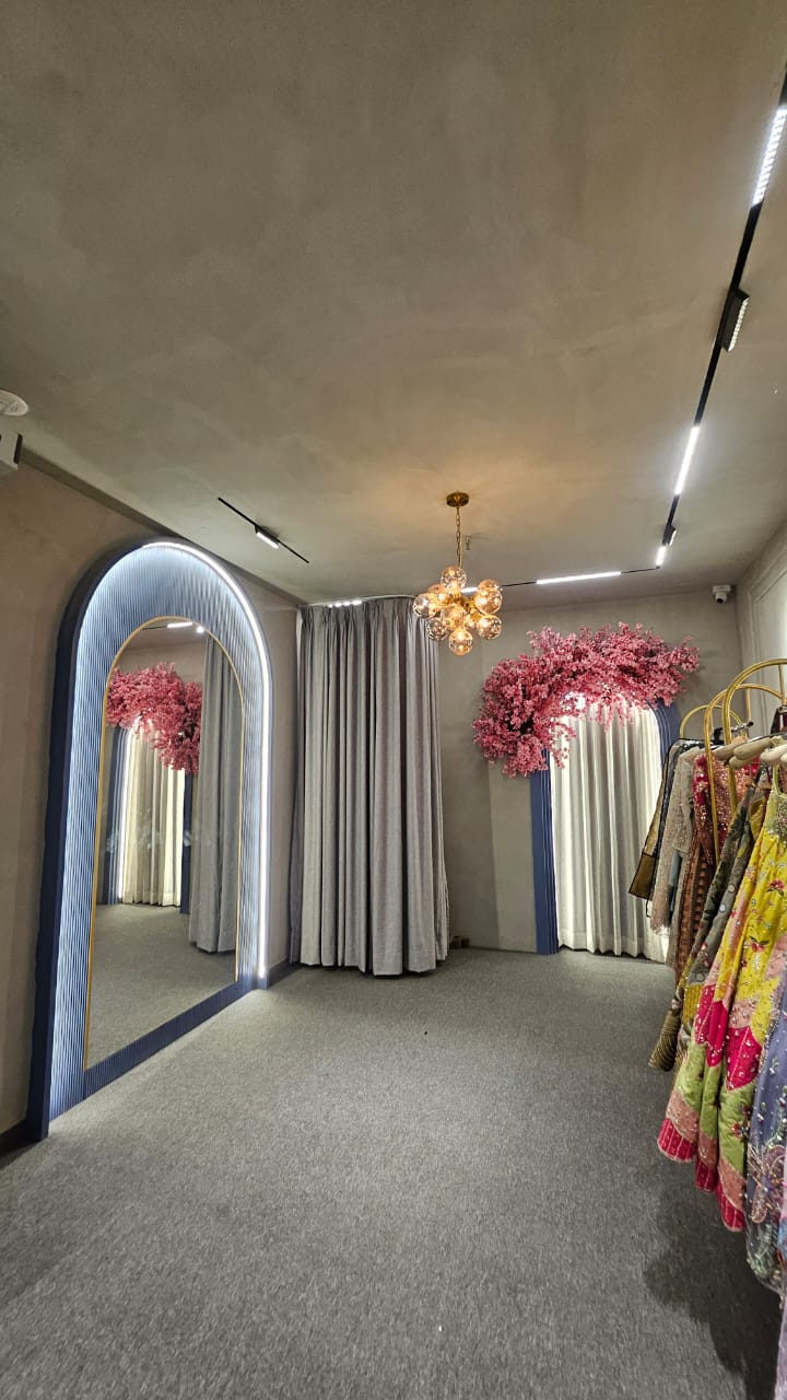 GROUND FLOOR 1010 Sq.FT Showroom Ground Floor for Rent in Sola Ahmedabad - Media 2